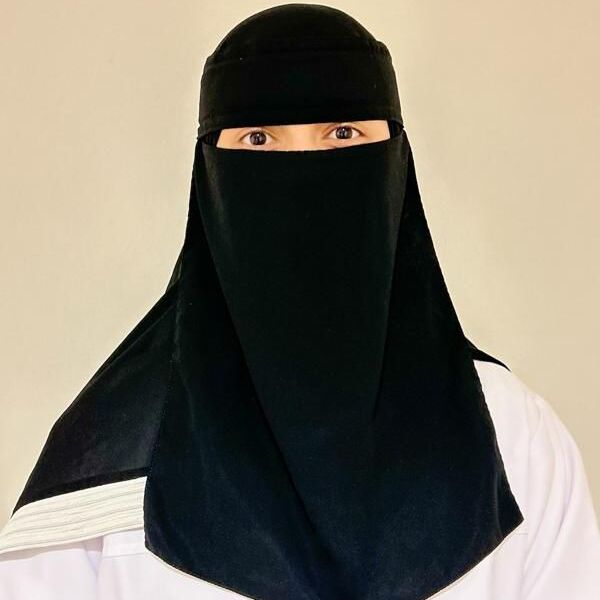 الأخصائية خديجة طوله